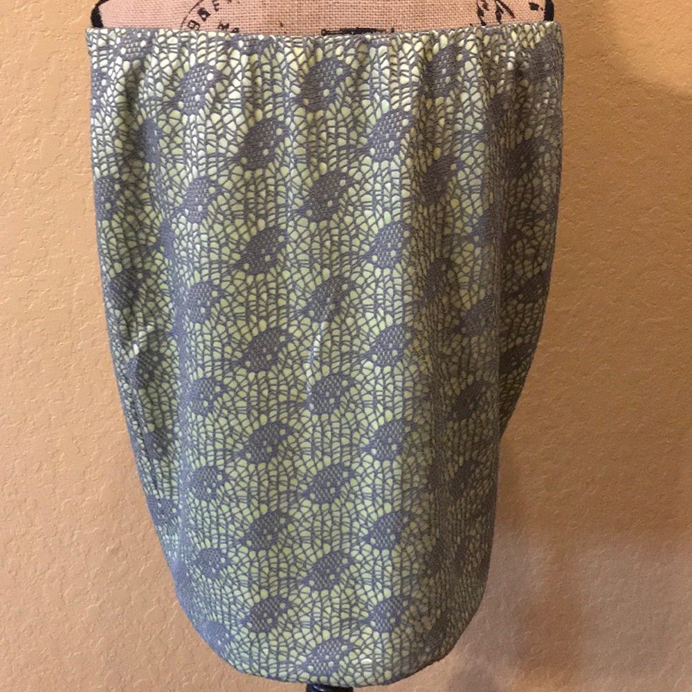 Mossimo gray lace skirt, XL, like new | offer in description